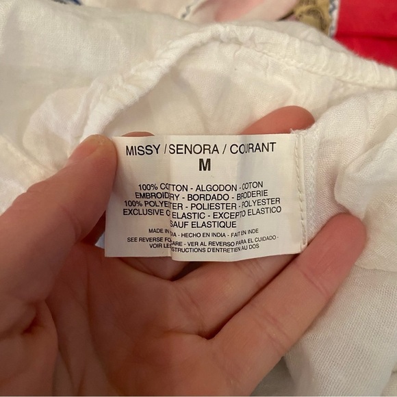 🛍️3/$30 Vintage America collection boho top in size medium - Picture 8 of 8